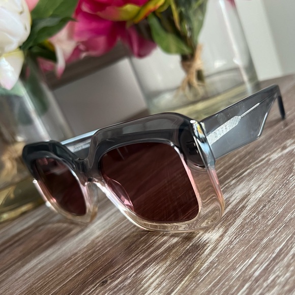 DIFF Eyewear Giada Smoke Rose Crystal Ombre + Mauve Polarized Sunglasses - Picture 9 of 10